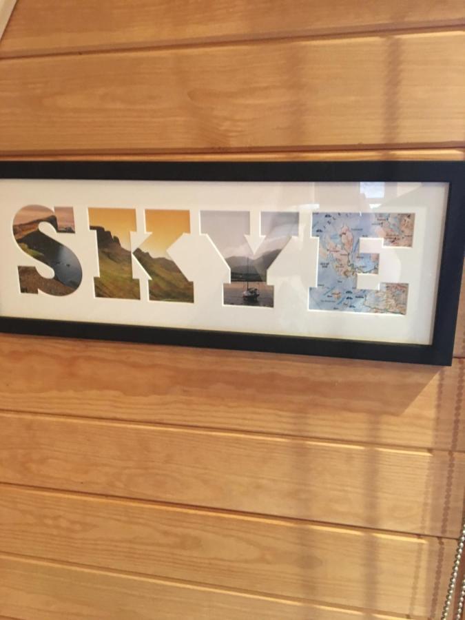 Skeabost View Pods Skye Villa พอทรี ภายนอก รูปภาพ