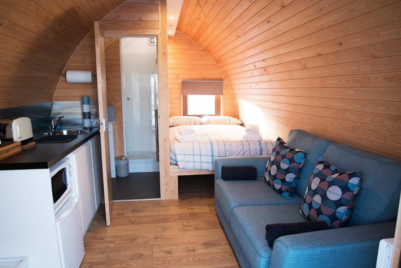 Skeabost View Pods Skye Villa พอทรี ภายนอก รูปภาพ