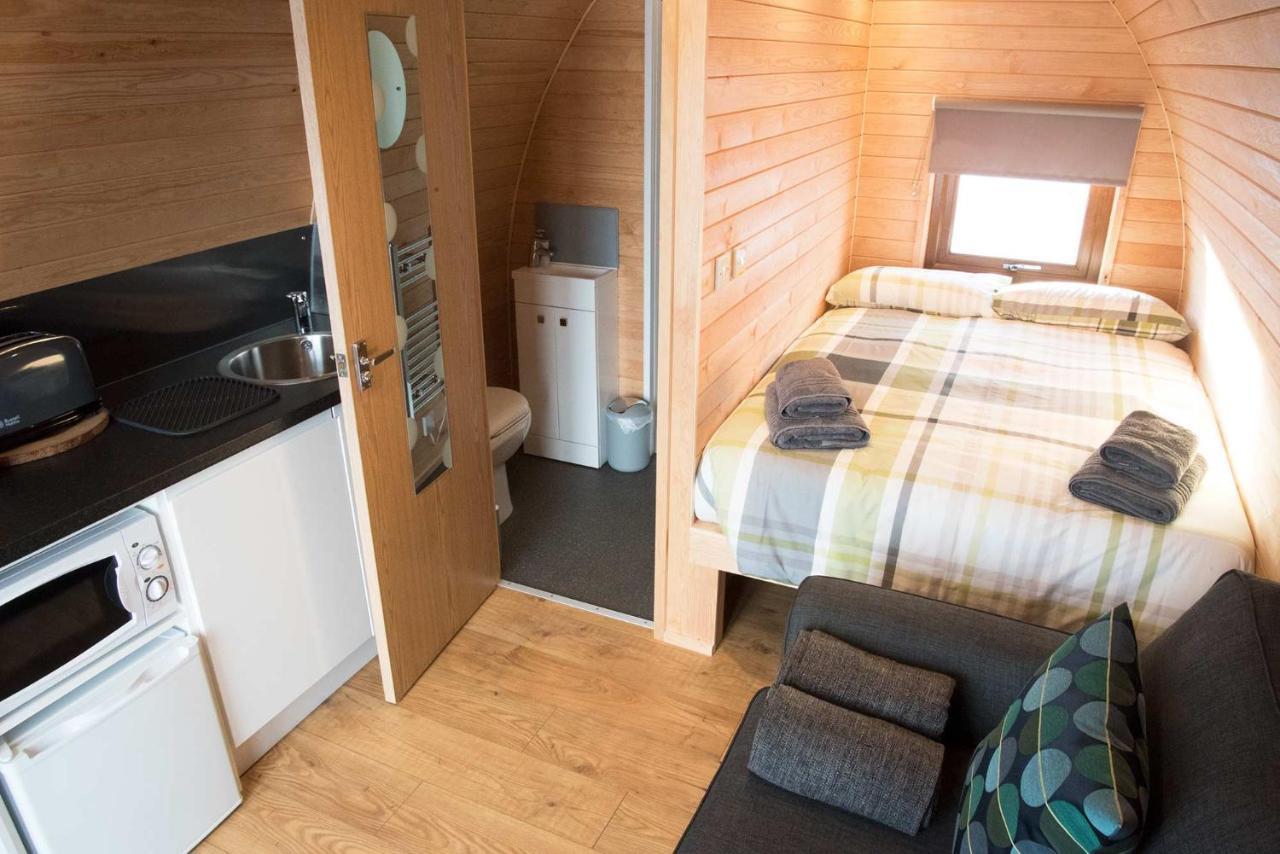 Skeabost View Pods Skye Villa พอทรี ภายนอก รูปภาพ