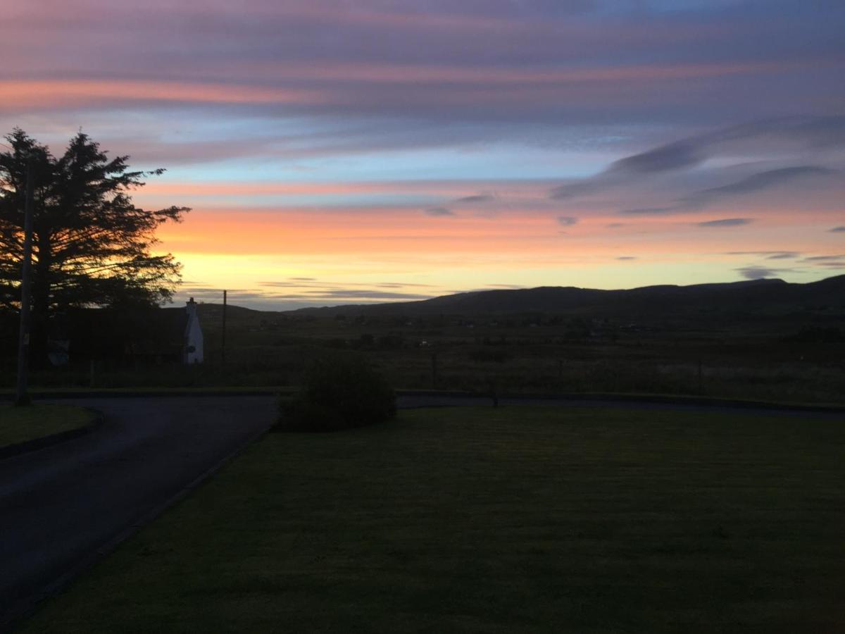 Skeabost View Pods Skye Villa พอทรี ภายนอก รูปภาพ