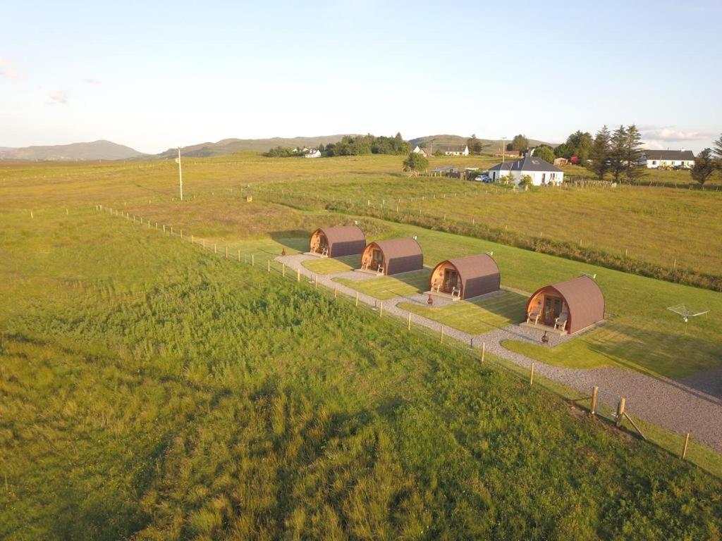 Skeabost View Pods Skye Villa พอทรี ภายนอก รูปภาพ