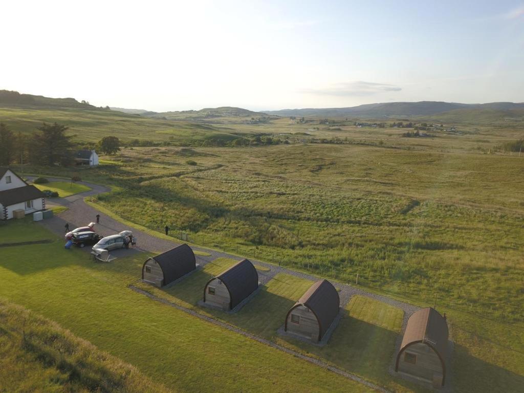Skeabost View Pods Skye Villa พอทรี ภายนอก รูปภาพ