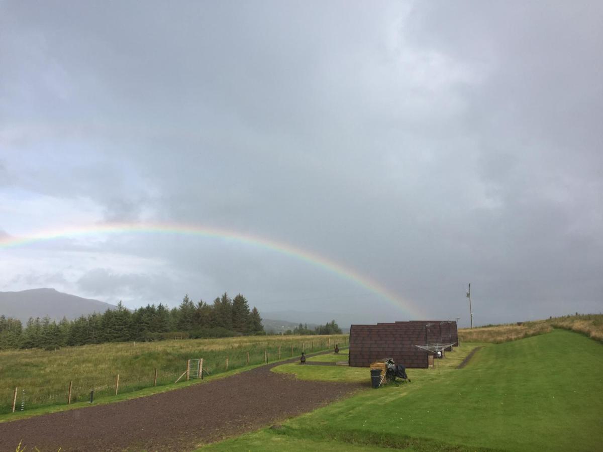 Skeabost View Pods Skye Villa พอทรี ภายนอก รูปภาพ